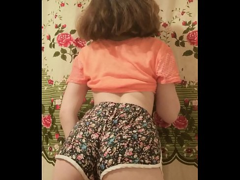 ❤️ Garota jovem e sexy tirando seus shorts da câmera Porno real vídeo em nós pt-br.hentaivost.ru ☑